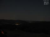 03 : 04
