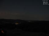 03 : 32