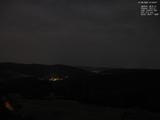 01 : 04