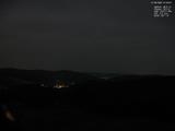 01 : 32