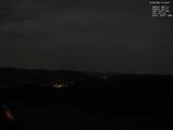 01 : 44