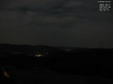 02 : 04