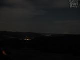 03 : 04