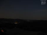 03 : 52