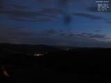 04 : 44
