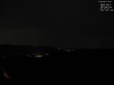 21 : 00