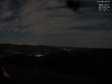 02 : 00