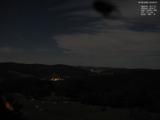 03 : 00