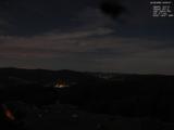 04 : 00