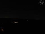 01 : 04