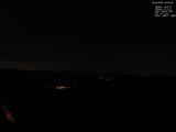 02 : 04
