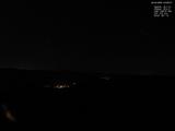 23 : 08