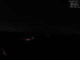 03 : 00