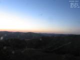 19 : 56