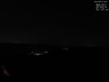 21 : 04