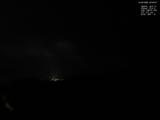 02 : 00