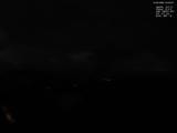 03 : 04