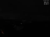 03 : 24