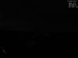 03 : 32