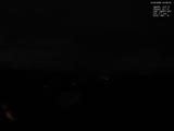 04 : 00