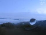 05 : 52