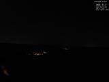 22 : 04
