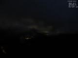 05 : 32
