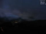 05 : 40
