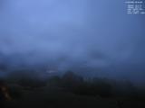 05 : 48