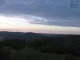 18 : 48