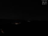 22 : 04