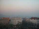 07 : 36