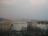 07 : 32