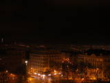 03 : 00