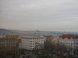09 : 28