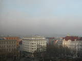 08 : 32