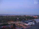 05 : 32