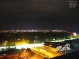 02 : 00