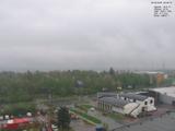 09 : 32