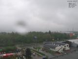 09 : 56