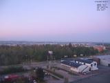 05 : 32