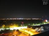 02 : 00