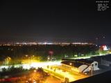 04 : 00