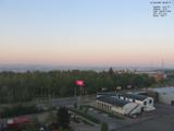 06 : 00
