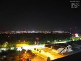 02 : 00
