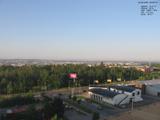 06 : 00