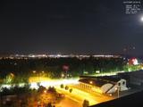 23 : 04