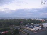 06 : 00