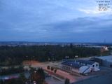 19 : 52