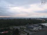 06 : 52